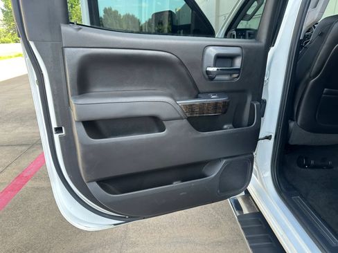Used 2015 GMC Sierra 3500 Denali AWD/4WD image 22
