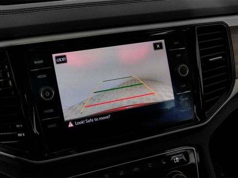 Used 2021 Volkswagen Atlas SEL Premium image 22