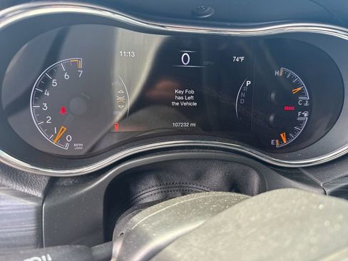 Used 2020 Jeep Grand Cherokee Altitude image 18