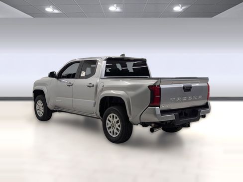 New 2025 Toyota Tacoma SR image 2