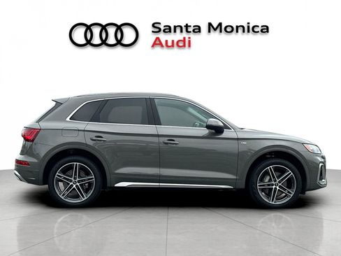 Used 2023 Audi Q5 e Premium w/ Convenience Package AWD/4WD image 8