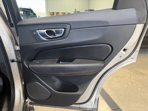 Used 2024 Volvo XC60 T8 Core AWD/4WD image 28