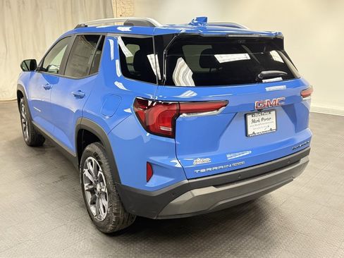 New 2026 GMC Terrain Elevation w/ Elevation Premium Package image 3