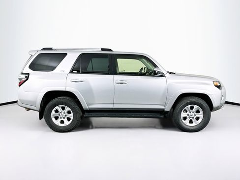 Used 2024 Toyota 4Runner SR5 image 10