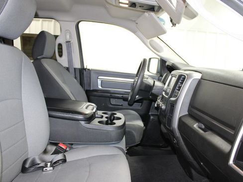 Used 2024 RAM 1500 Classic SLT AWD/4WD image 29