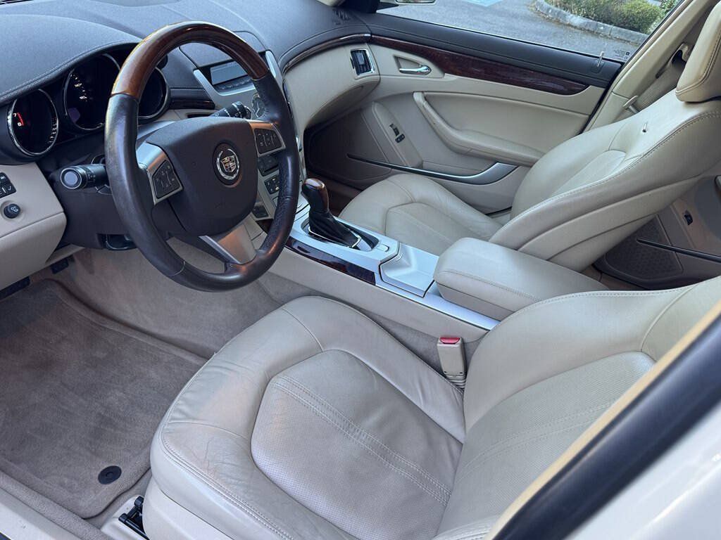 Used 2011 Cadillac CTS Luxury AWD/4WD image 15