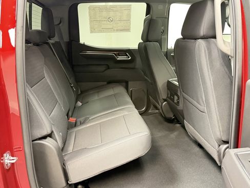 New 2026 Chevrolet Silverado 1500 LT Trail Boss AWD/4WD image 17