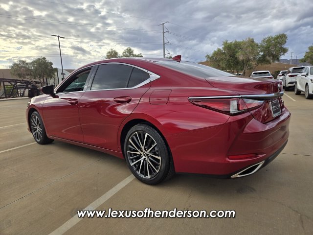 Used 2024 Lexus ES 350 w/ Premium Package FWD image 5