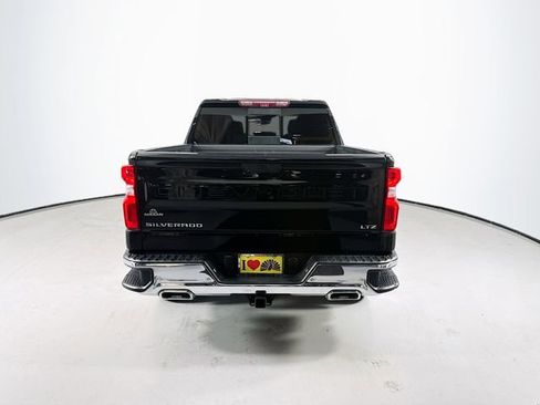 Used 2022 Chevrolet Silverado 1500 LTZ w/ LTZ Premium Package AWD/4WD image 8