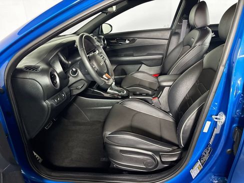 Used 2023 Kia Forte GT-Line FWD image 11