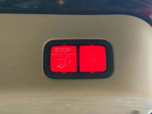 Used 2013 Mercedes-Benz ML 350 2WD image 18