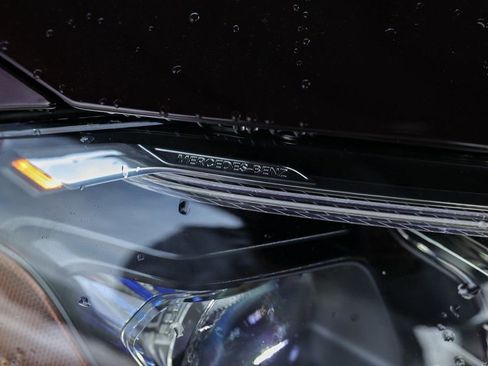 Used 2023 Mercedes-Benz Maybach GLS 600 4MATIC image 15