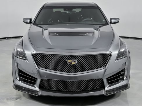 Used 2019 Cadillac CTS V w/ Carbon Fiber Package image 5