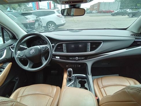 Used 2018 Buick Enclave Premium w/ Experience Buick Package AWD/4WD image 7