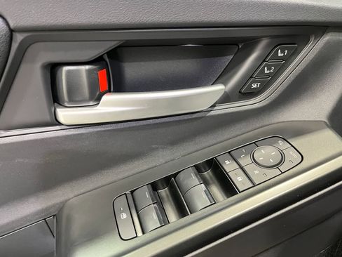 New 2026 Subaru Solterra Limited XT image 14