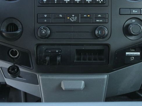 Used 2016 Ford F250 XL w/ Power Equipment Group image 18