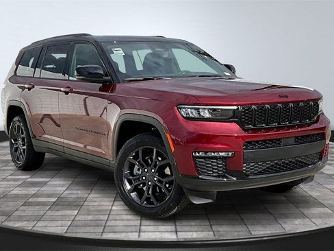 New 2025 Jeep Grand Cherokee L Limited image 2