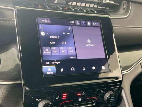 Used 2023 Jeep Grand Cherokee Altitude image 14