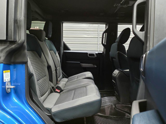 Used 2022 Ford Bronco Outer Banks AWD/4WD image 17