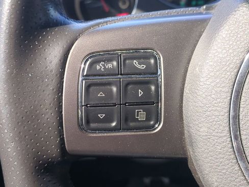 Used 2014 Dodge Challenger R/T image 26