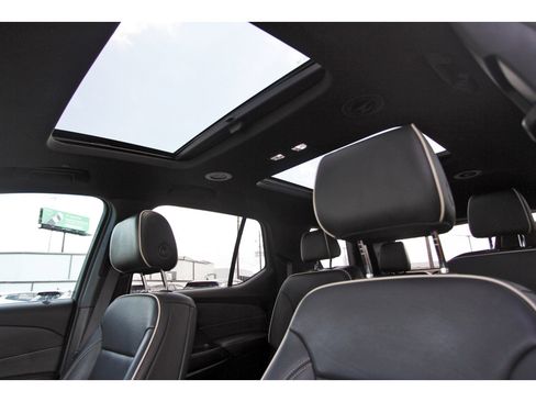 Used 2023 Chevrolet Traverse Premier w/ Redline Edition image 29