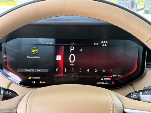 New 2026 Land Rover Range Rover Long Wheelbase SE AWD/4WD image 29