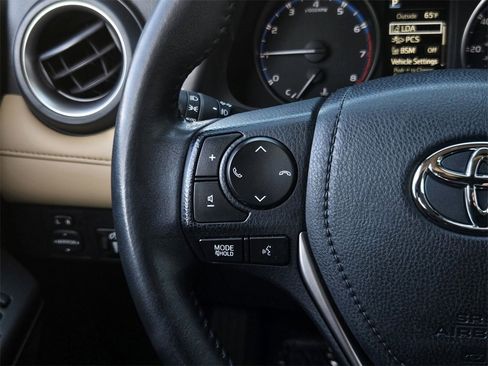 Used 2018 Toyota RAV4 XLE w/ Plus Extra Value Package image 24