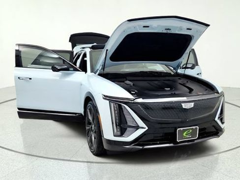 Used 2024 Cadillac Lyriq Sport w/ Nappa Leather Package AWD/4WD image 12