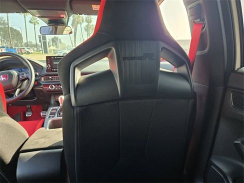 Used 2023 Honda Civic Type R image 15