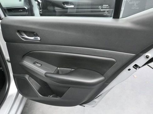 Used 2021 Nissan Altima 2.5 S image 12