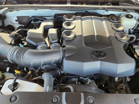 Used 2019 Toyota 4Runner Limited image 30