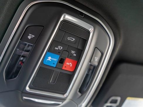 New 2025 Jeep Grand Cherokee Limited image 28