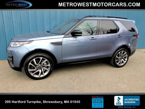 Used 2020 Land Rover Discovery Landmark image 1