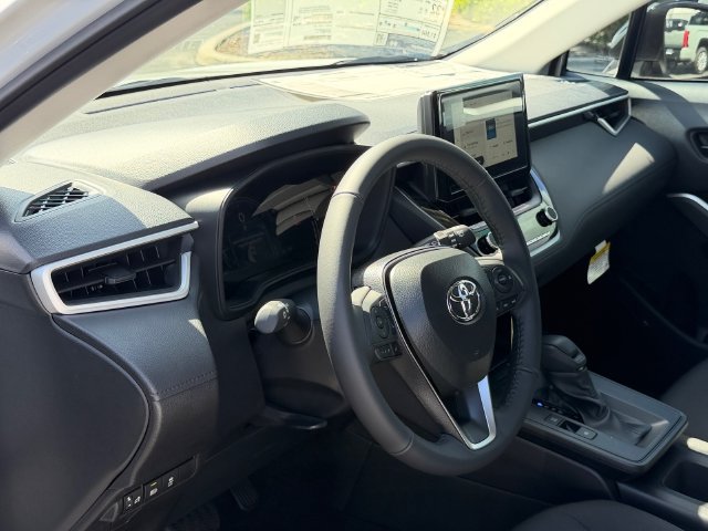 New 2026 Toyota Corolla Cross LE FWD image 9