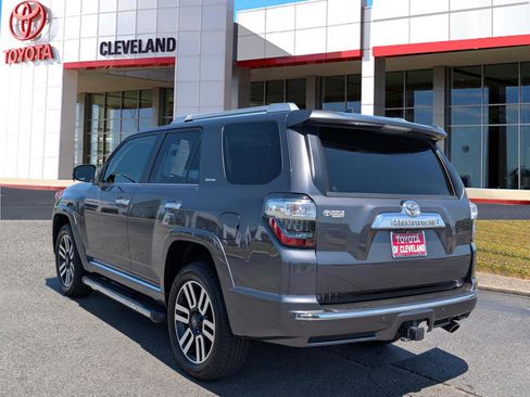 Used 2023 Toyota 4Runner Limited AWD/4WD image 4