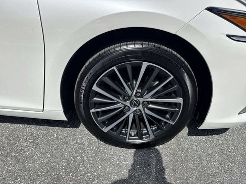 Used 2025 Lexus ES 350 w/ Premium Package FWD image 60