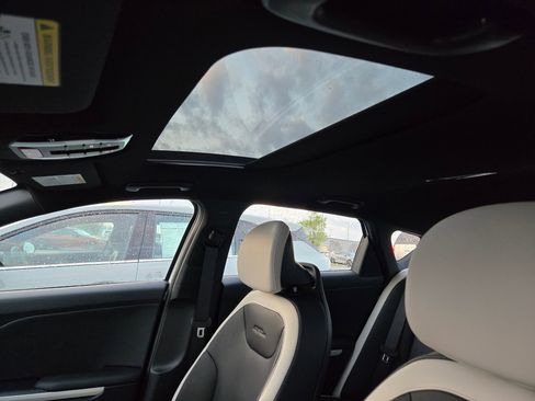 New 2026 Kia K4 GT-Line Turbo image 24