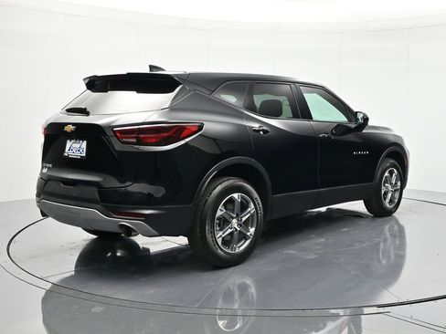 Certified 2025 Chevrolet Blazer LT FWD image 5