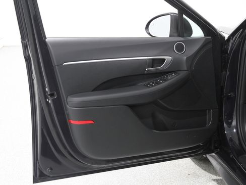 Certified 2023 Hyundai Sonata SE image 4