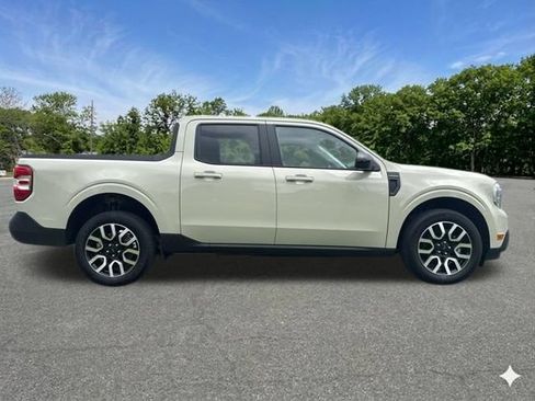 Used 2024 Ford Maverick Lariat FWD image 9
