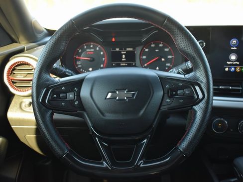 Certified 2024 Chevrolet Trax RS w/ Driver Confidence Package image 19