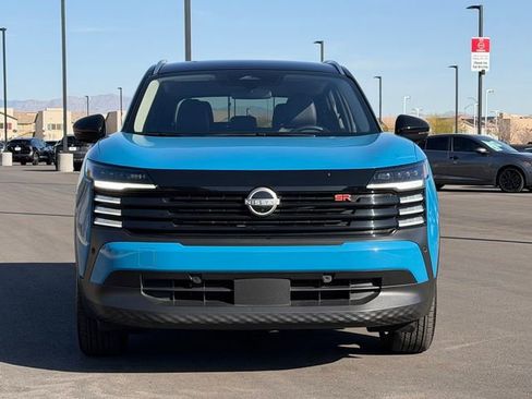 Certified 2025 Nissan Kicks SR image 10