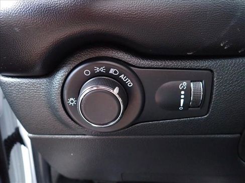 Used 2023 Dodge Durango GT AWD/4WD image 15