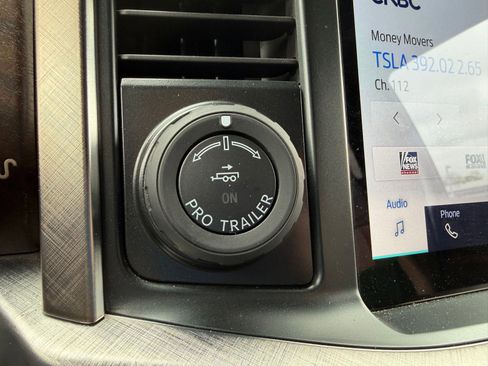 Used 2022 Ford F150 King Ranch w/ Equipment Group 601A High AWD/4WD image 23