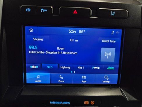 Used 2020 Ford F250 XLT w/ XLT Premium Package AWD/4WD image 55