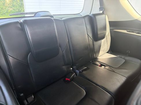 Used 2019 Nissan Armada Platinum w/ Interior Lighting Package AWD/4WD image 11