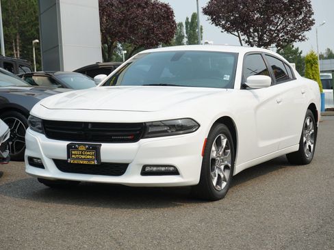 Used 2015 Dodge Charger SXT w/ AWD Plus Group image 1