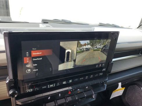 New 2026 GMC Hummer EV SUV AWD/4WD image 23