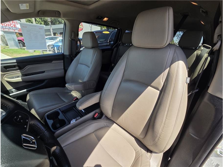 Used 2024 Honda Odyssey EX-L image 12