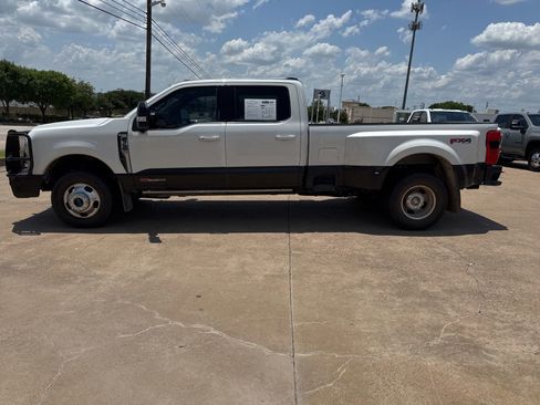 Used 2024 Ford F350 King Ranch w/ FX4 Off-Road Package AWD/4WD image 4
